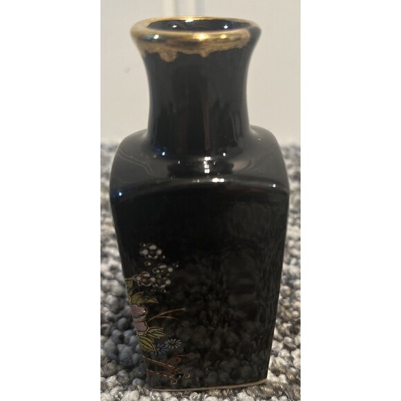 Set of 2 VTG Asian Black with Floral with Gold Trim Mini Vases Bud Vase Japan - Picture 6 of 14